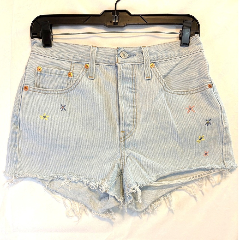 Levis Denim Shorts Womens 27 Light Blue 501 High Rise Embroidered Floral Cut Off